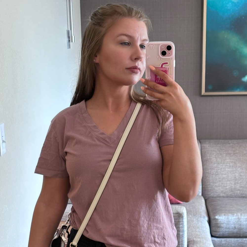 Meet your Posher, Cierra